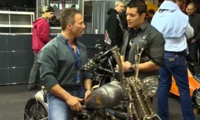 Mountainbiker am Steuer.png